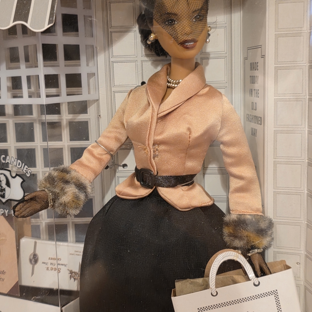 Barbie Vintage 2001 "I LEFT MY HEART IN SAN FRANCISCO" Sees Candies Edition